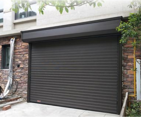 安裝一套合格耐用的電動(dòng)卷簾門(mén)需要多少錢(qián)？
